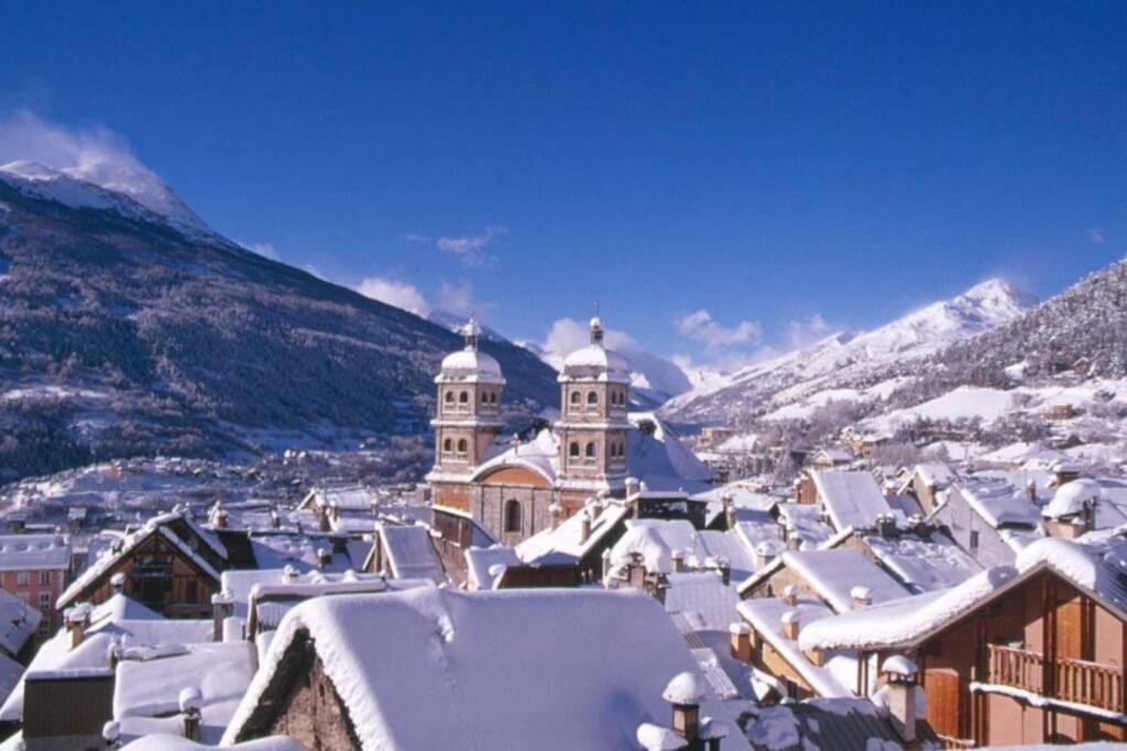 Studio Ideal 2 Personnes Et/Ou Avec 2 Enfants Briançon Buitenkant foto