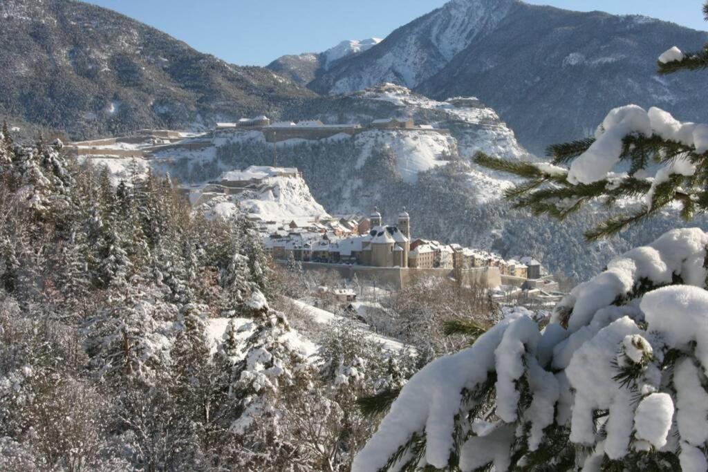 Studio Ideal 2 Personnes Et/Ou Avec 2 Enfants Briançon Buitenkant foto